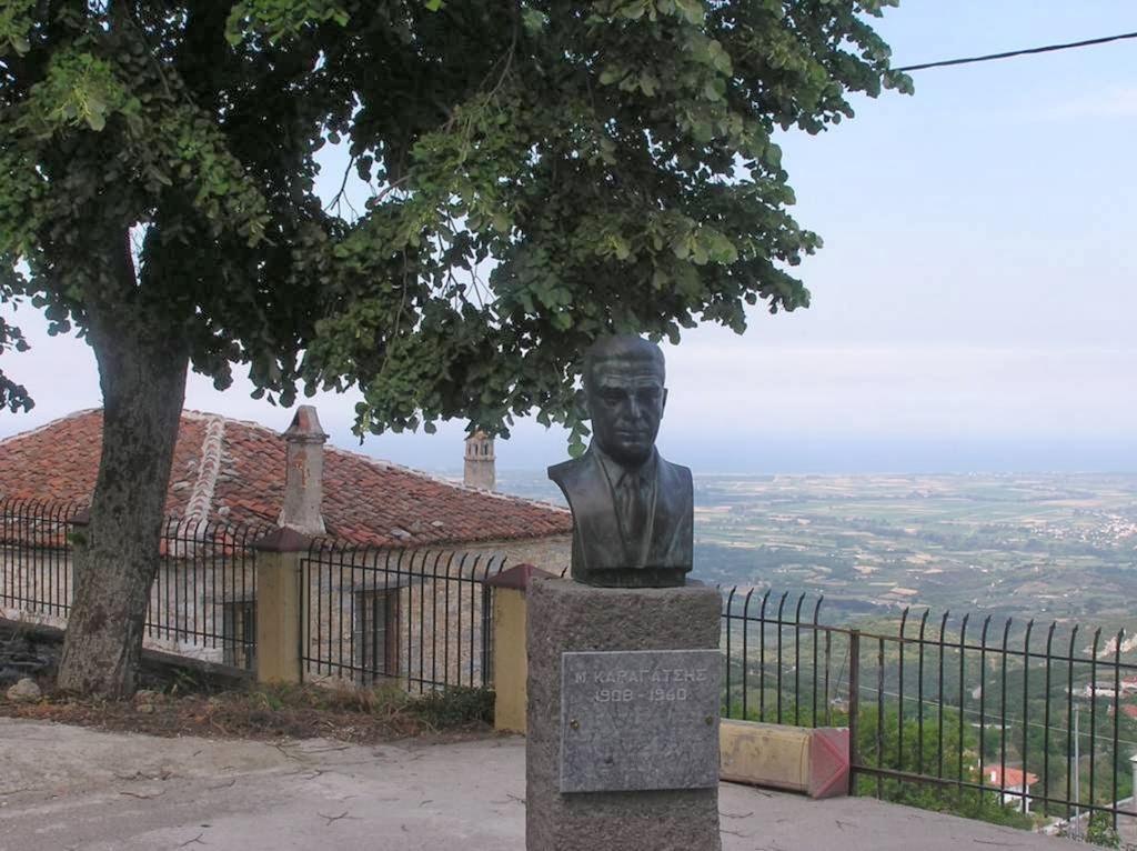 Vassilis Guesthouse Rapsani Екстер'єр фото